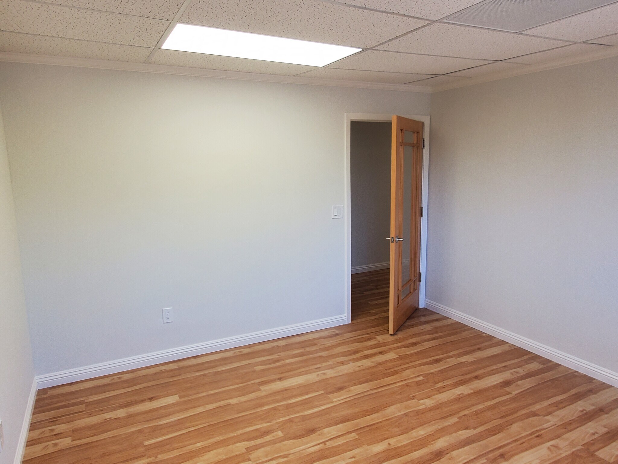 1280 Boulevard Way, Walnut Creek, CA for lease Interior Photo- Image 1 of 3