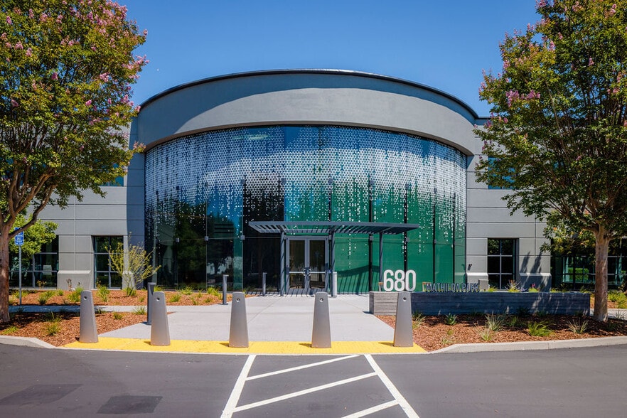 755 N Mathilda Ave, Sunnyvale, CA for lease - Building Photo - Image 3 of 15
