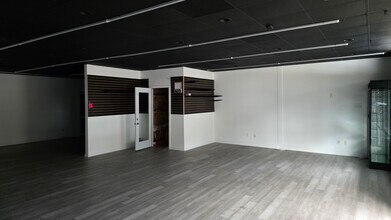 351-357 Canton Rd, Cumming, GA à louer Photo intérieure- Image 2 de 5