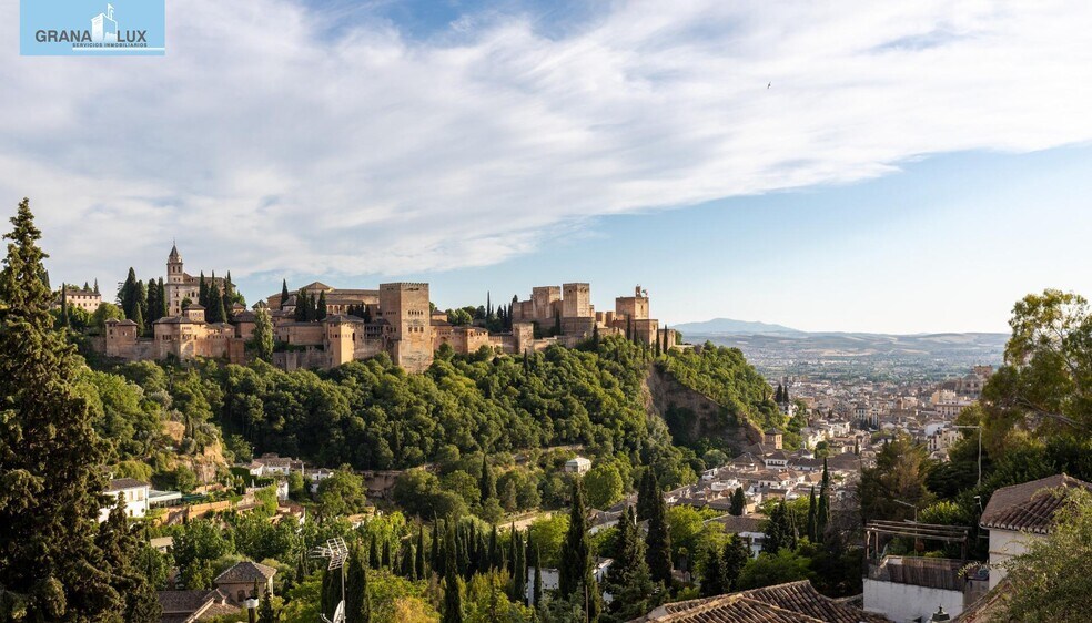 Calle Santo Sepulcro del Sacromonte, Granada, Granada à vendre - Photo du bâtiment - Image 2 de 17