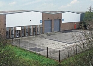 Wakefield Rd, Morley à louer Photo du bâtiment- Image 1 de 3