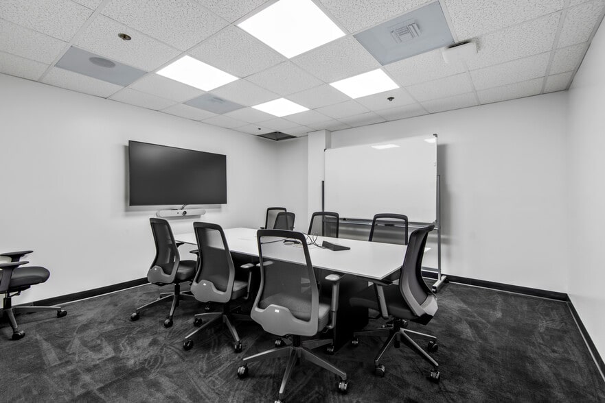 3507 Jack Northrop Ave, Hawthorne, CA for sale - Interior Photo - Image 3 of 13