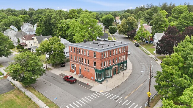More details for 226-228 Sargeant St, Holyoke, MA - Retail for Sale