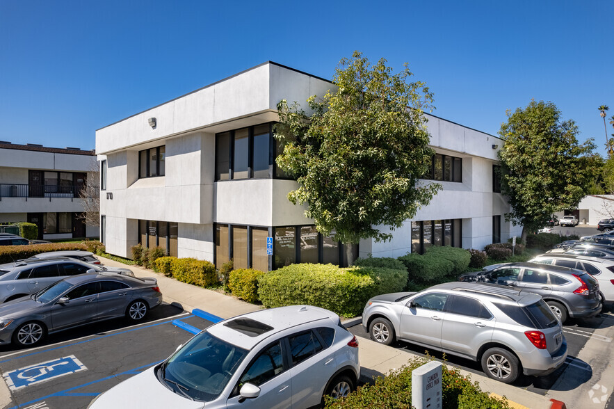 1710 W Cameron Ave, West Covina, CA for lease - Building Photo - Image 1 of 8