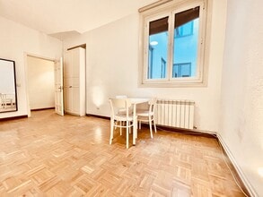 Plaza del Cordón, 2, Madrid, Madrid for lease Interior Photo- Image 1 of 17