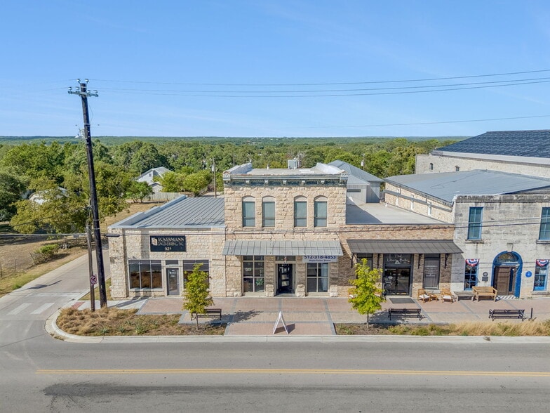 923 Main St, Liberty Hill, TX for sale - Building Photo - Image 2 of 26