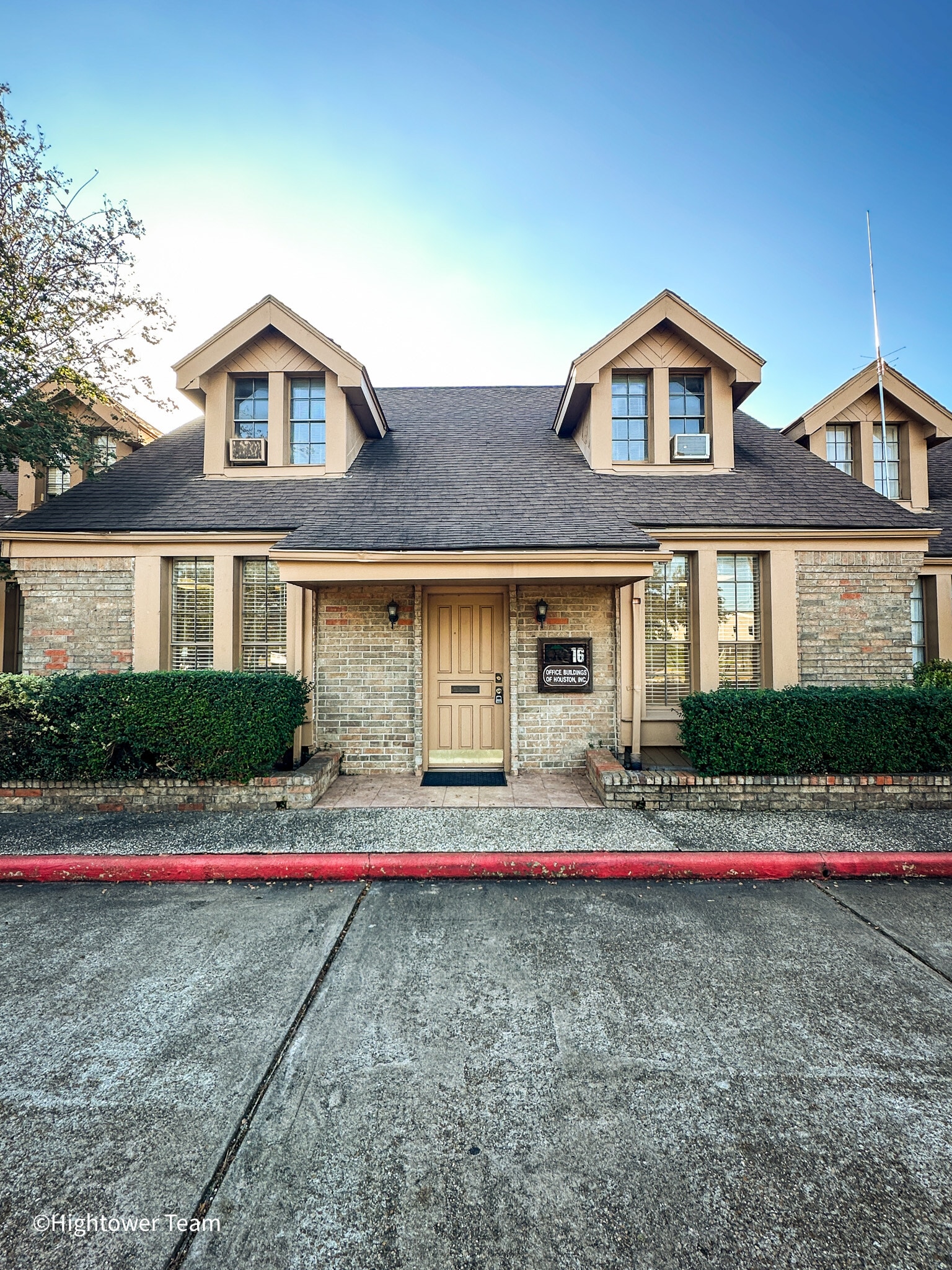 6910 Bellaire Blvd, Houston, TX for sale Primary Photo- Image 1 of 7