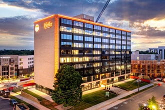 1515 Mockingbird Ln, Charlotte, NC for lease Building Photo- Image 2 of 5