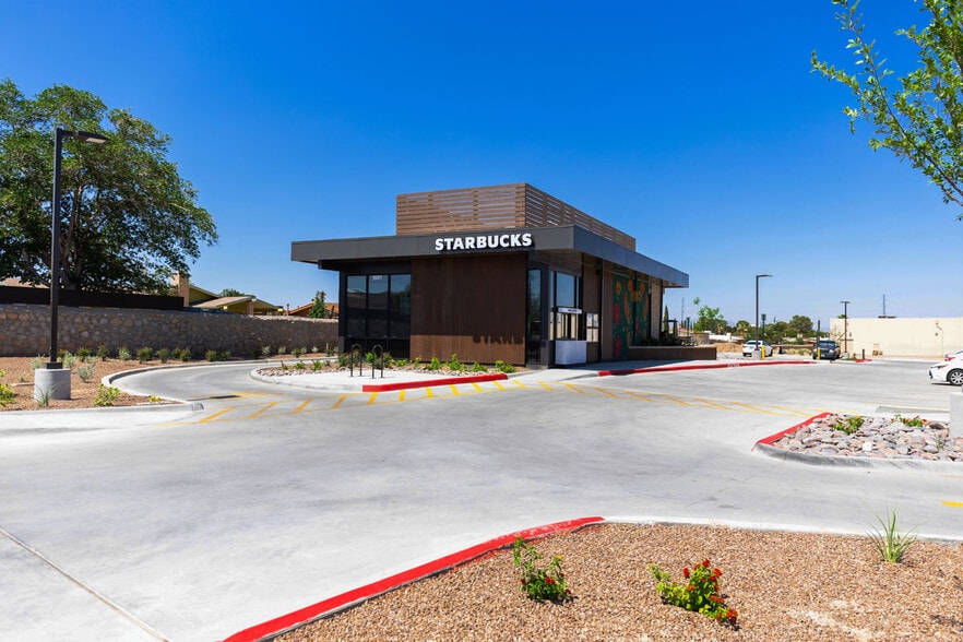 1881 George Dieter dr, El Paso, TX à vendre - Photo du bâtiment - Image 1 de 4