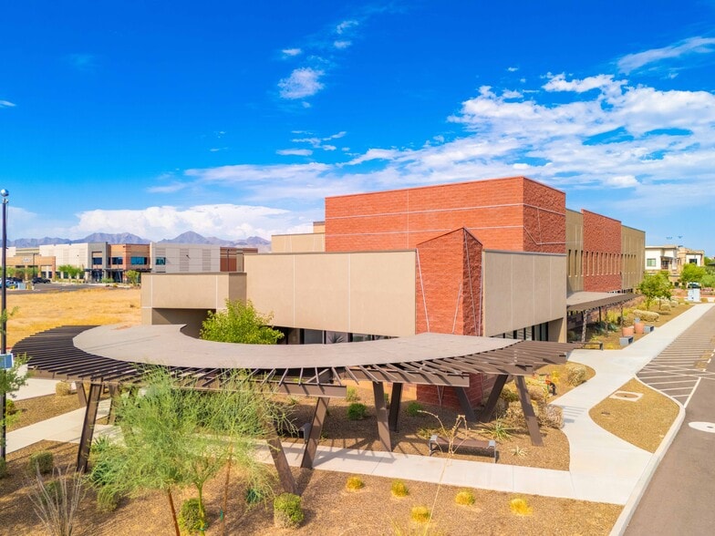 8850 E Via de Ventura, Scottsdale, AZ for sale - Building Photo - Image 3 of 7