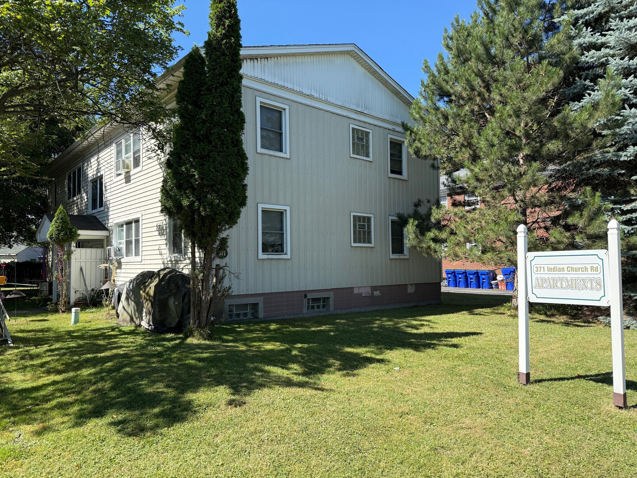 371 Indian Church Rd, Buffalo, NY à vendre Photo principale- Image 1 de 1