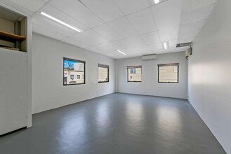 575 Woodville Rd, Guildford à louer Photo intérieure- Image 1 de 1