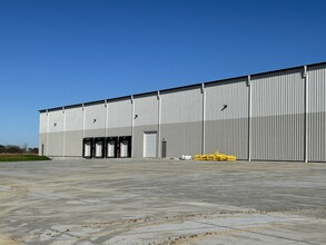 11734 Industrial Park Dr, Elberfeld, IN à vendre Photo intérieure- Image 2 de 5