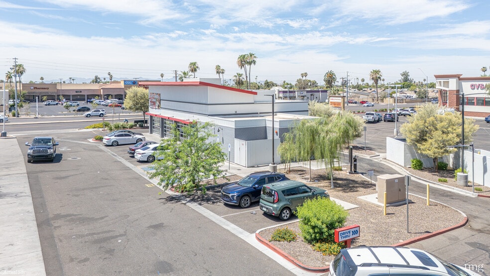 3510 W Peoria Ave, Phoenix, AZ à vendre - Photo du bâtiment - Image 3 de 11