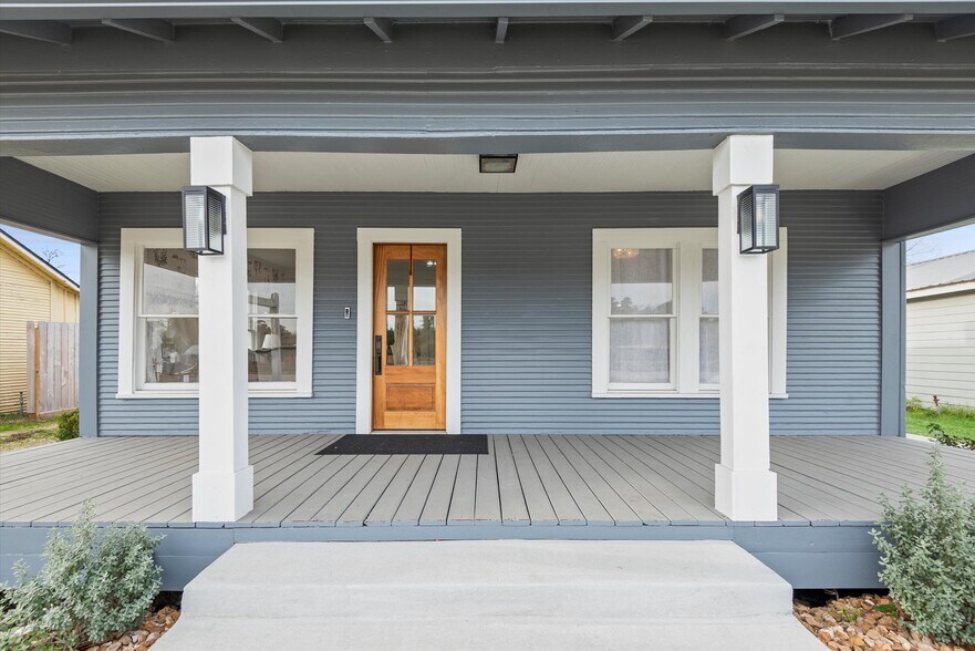 119 Magnolia Blvd, Magnolia, TX à vendre - Photo du bâtiment - Image 2 de 29