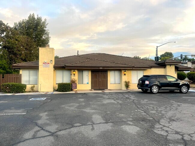 Plus de détails pour 1155 E Grand Ave, Escondido, CA - Bureau à vendre