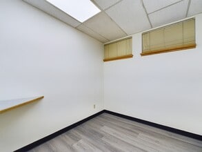 118 SW 330th St, Federal Way, WA for lease Interior Photo- Image 1 of 5