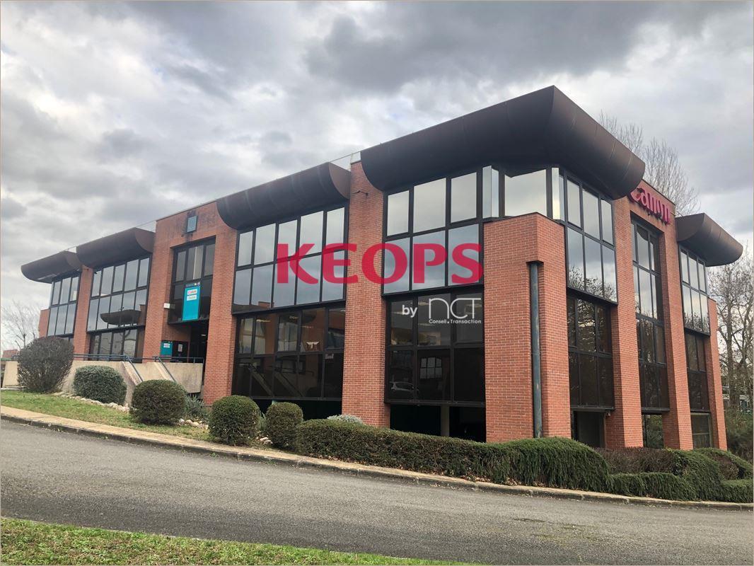 Flex in Labège for lease Building Photo- Image 1 of 13