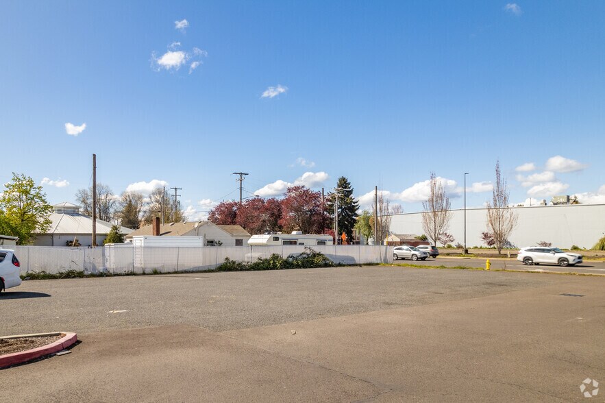 S Santiam Highway & Airport Road, Lebanon, OR à vendre - Photo du bâtiment - Image 3 de 7