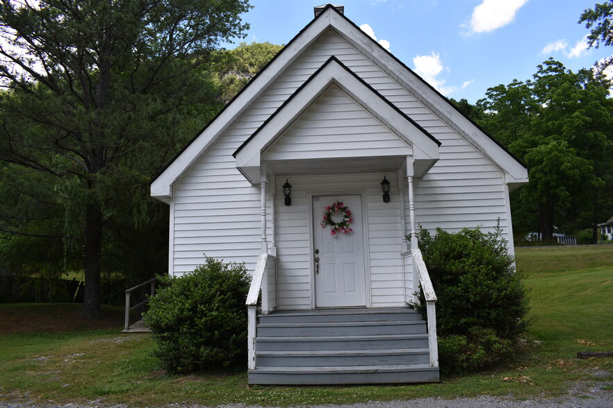 905 N Cumberland Dr, Cumberland Gap, TN à vendre - Photo principale - Image 1 de 1