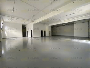 Flex in Nanterre for lease Interior Photo- Image 1 of 9