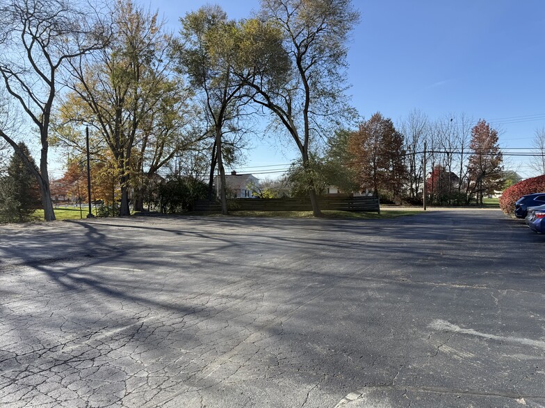 360 W Waterloo St, Canal Winchester, OH for lease - Building Photo - Image 3 of 6