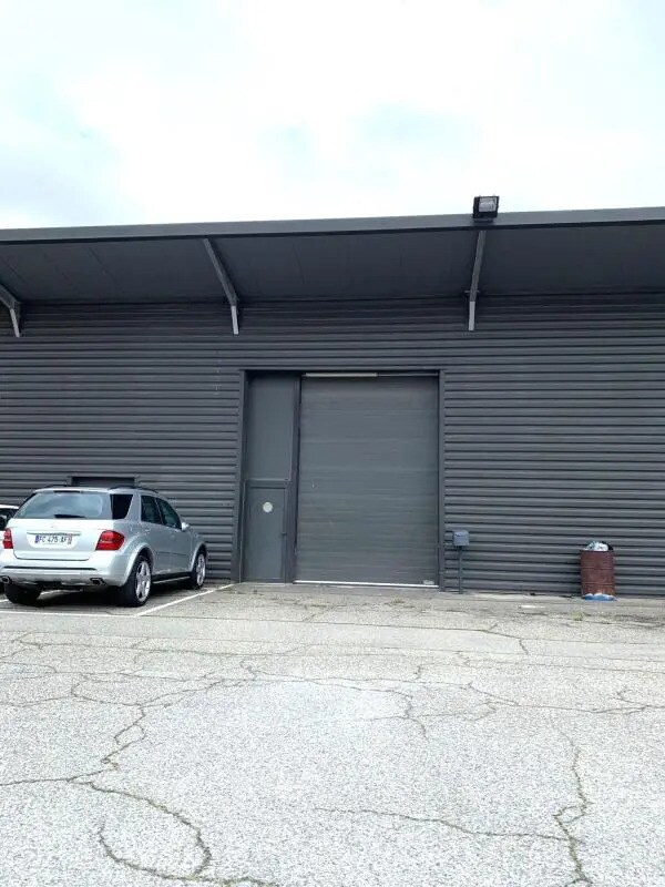 Industrial in Toulouse for lease Building Photo- Image 1 of 11