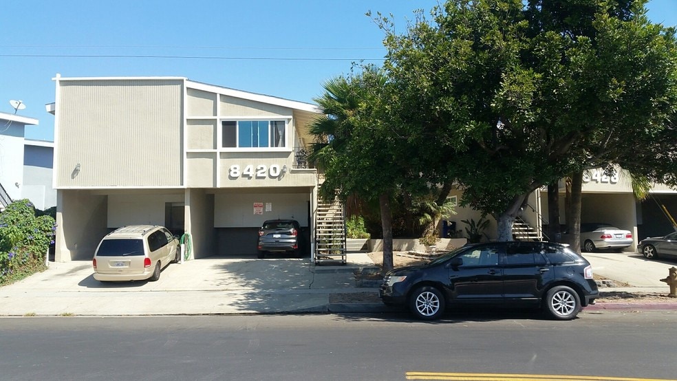 8420 Gulana Ave, Playa del Rey, CA for sale - Building Photo - Image 2 of 25