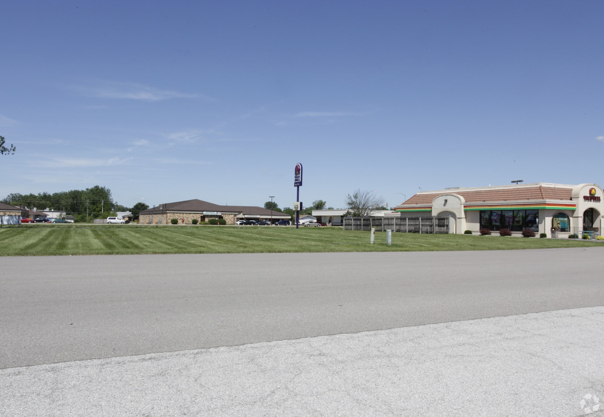 16th St, Moline, IL for sale Primary Photo- Image 1 of 4