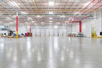 100 River Ridge Pky, Jeffersonville, IN à louer Photo intérieure- Image 1 de 5