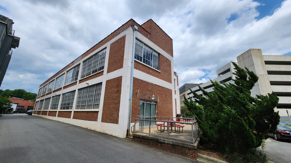 1307 W Morehead St, Charlotte, NC à vendre - Photo du bâtiment - Image 3 de 16