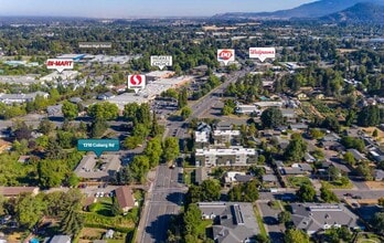 1310 Coburg Rd, Eugene, OR - AÉRIEN  Vue de la carte