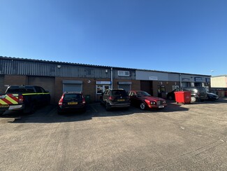 Plus de détails pour 1-7 Quakers Coppice, Crewe - Industriel à louer