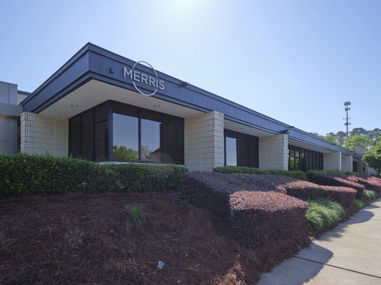 5923 Peachtree Industrial Blvd, Peachtree Corners, GA for lease - Building Photo - Image 1 of 12