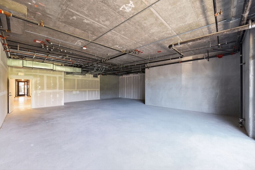 889 Mc Lellan Dr S, South San Francisco, CA for sale - Building Photo - Image 3 of 45