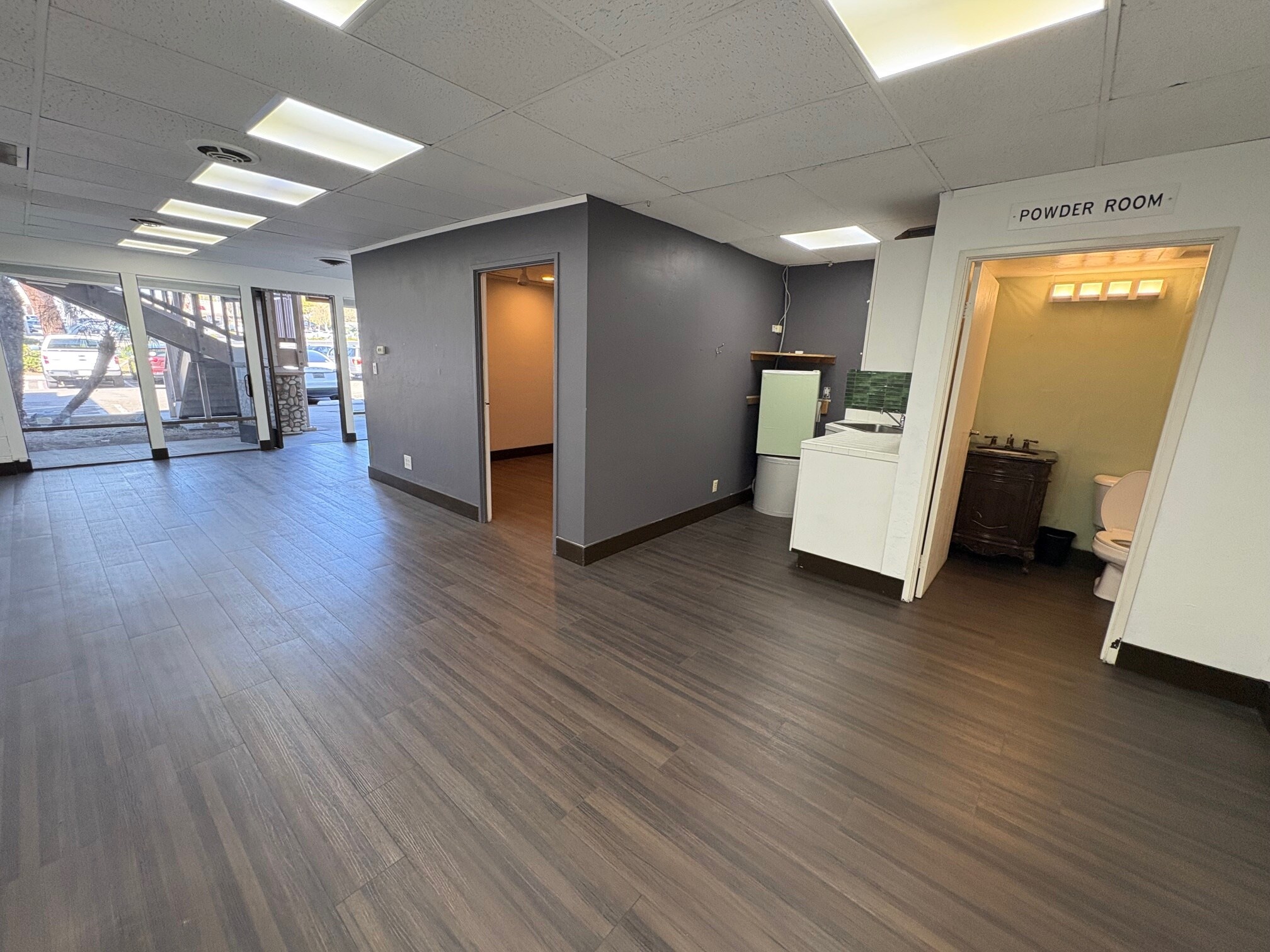 12759 Poway Rd, Poway, CA for lease Interior Photo- Image 1 of 4