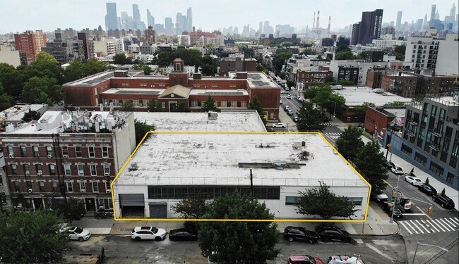 More details for 2813 14th St, Long Island City, NY - Industrial for Lease