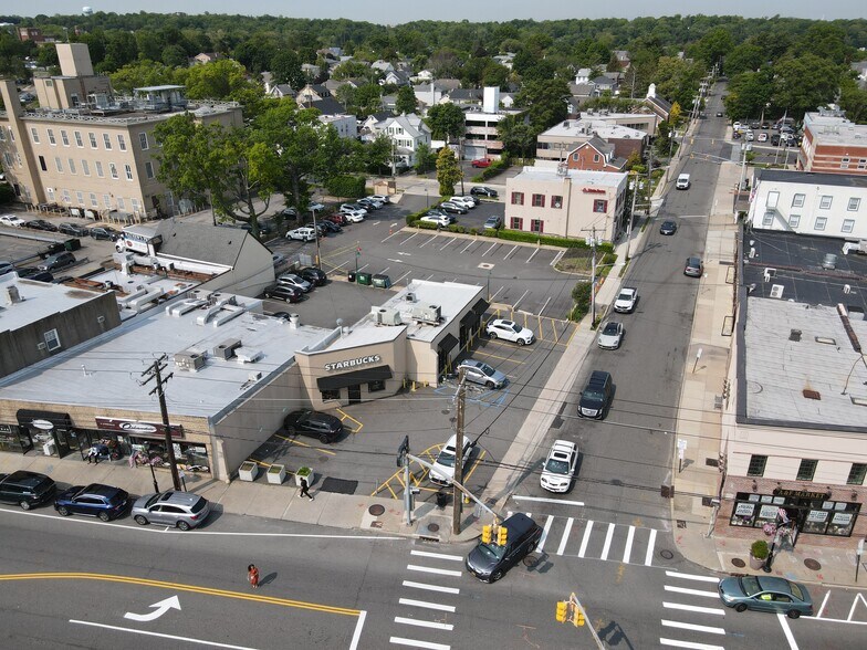 375 Plandome Rd, Manhasset, NY for sale - Building Photo - Image 3 of 5