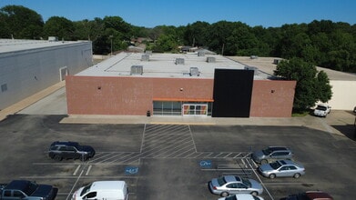 500-600 SE Washington Blvd, Bartlesville, OK for lease Building Photo- Image 1 of 7