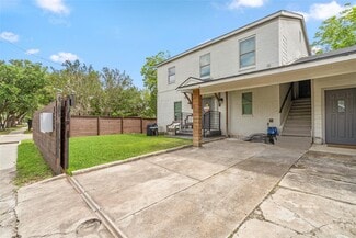More details for 4630 Woodside St, Houston, TX - Multifamily for Sale