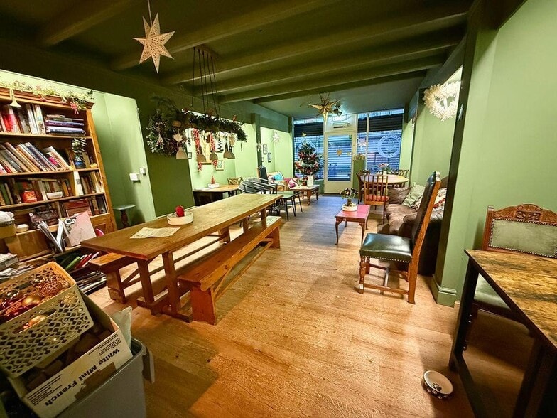 4 Ravendale St, Scunthorpe for sale - Building Photo - Image 2 of 9