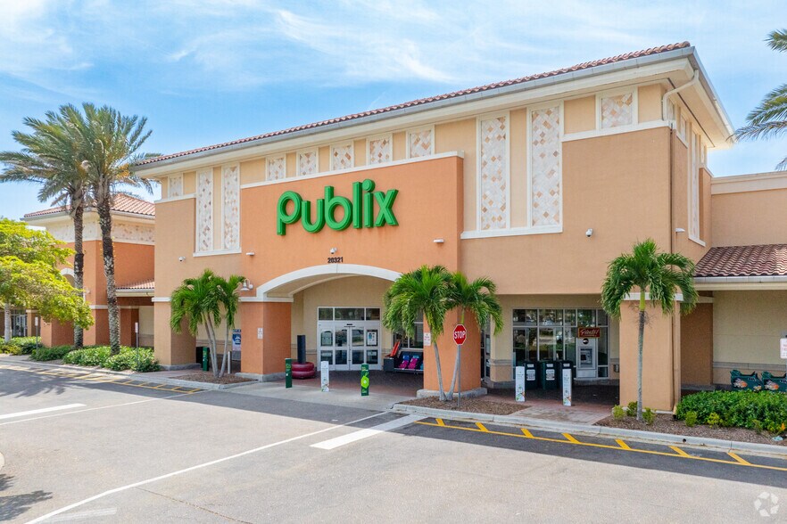 20291-20351 Summerlin Rd, Fort Myers, FL à louer - Photo du bâtiment - Image 3 de 5