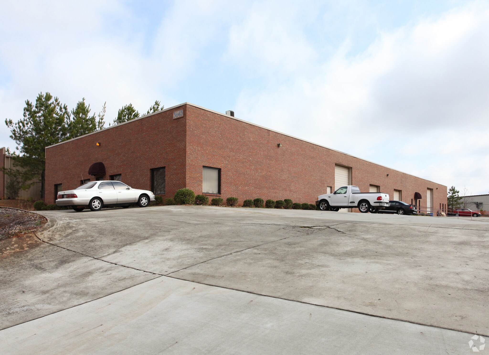 3645 Burnette Park Dr, Suwanee, GA à vendre Photo du bâtiment- Image 1 de 1