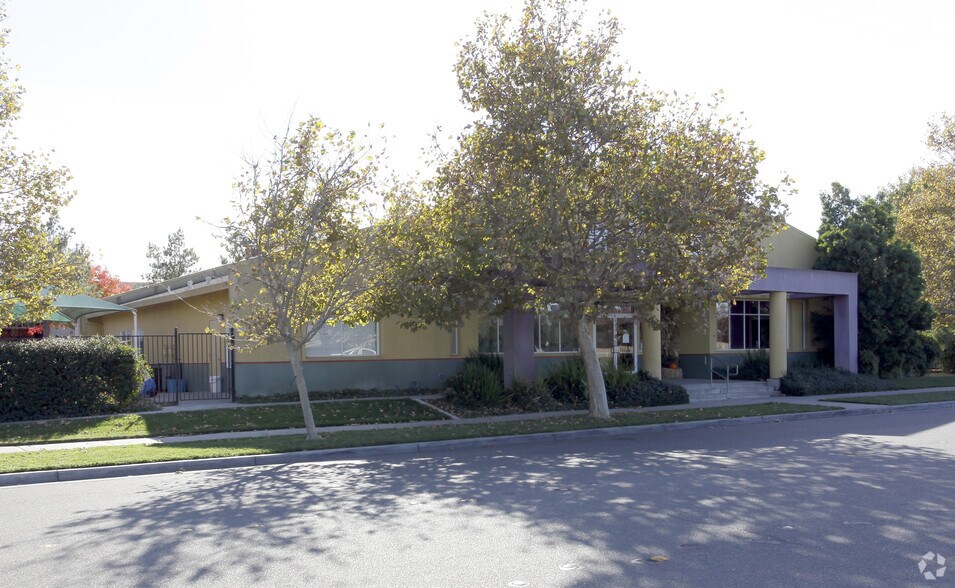 2802 Spafford St, Davis, CA à vendre - Photo du bâtiment - Image 2 de 19