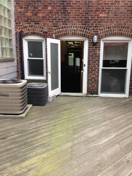 1126 Main St, Bridgeport, CT à louer - Autre - Image 3 de 11