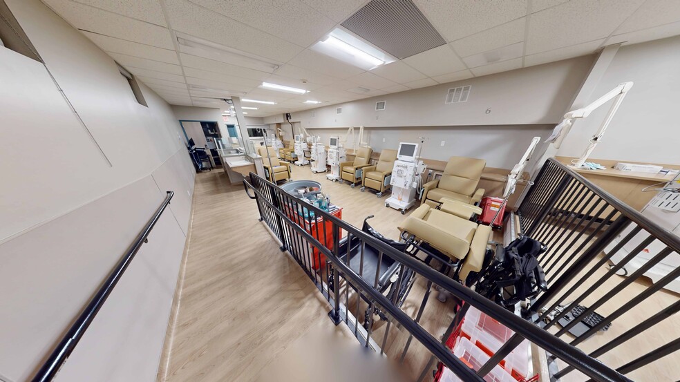 1915-1917 Ocean Ave, Brooklyn, NY for sale - Interior Photo - Image 3 of 16