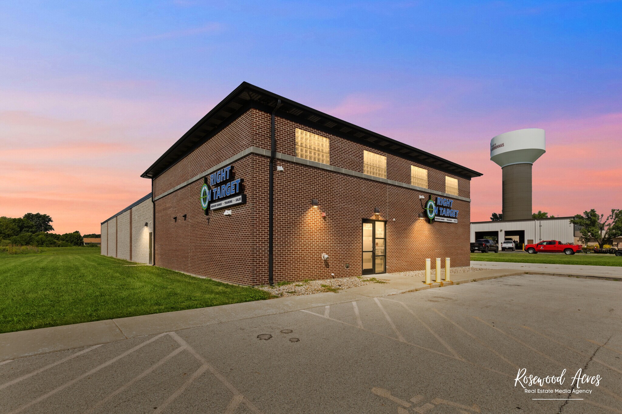 233 Mooney Dr, Bourbonnais, IL à vendre Photo du bâtiment- Image 1 de 27