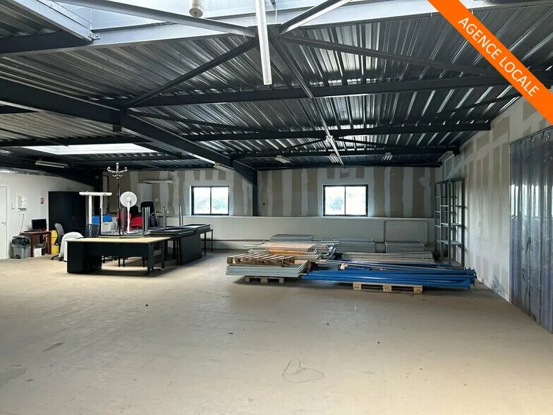 Office in SAINT-OUEN-L'AUMONE for lease - Interior Photo - Image 2 of 10