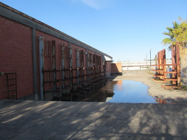 4533 Baldwin Blvd, Corpus Christi, TX for sale - Building Photo - Image 2 of 19