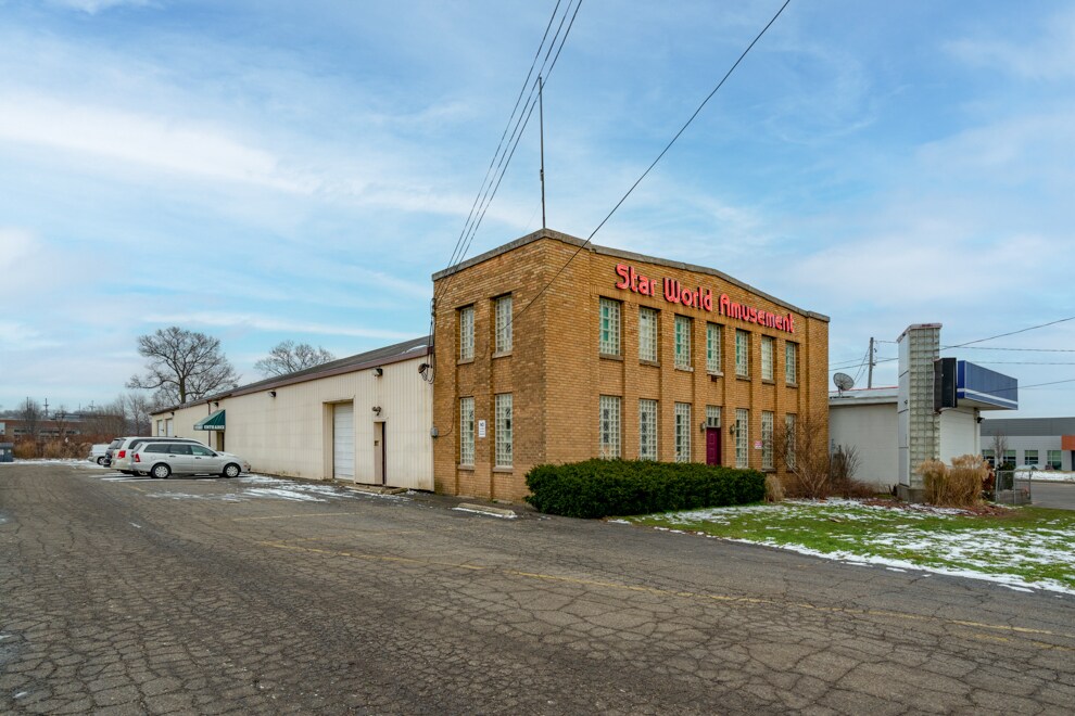 412 Harrison St, Kalamazoo, MI for lease Primary Photo- Image 1 of 32